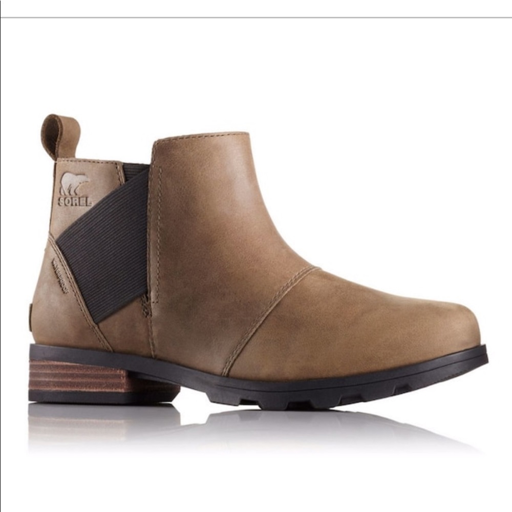 Sorel Emilie Chelsea NWT 7.5